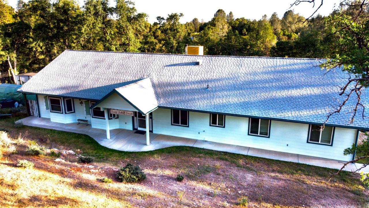 Engvadonia Yosemite B And B Mariposa Exterior photo